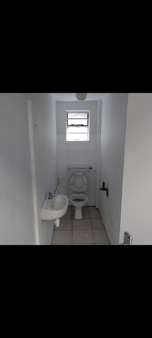 To Let Commercial Property for Rent in Korsten Eastern Cape